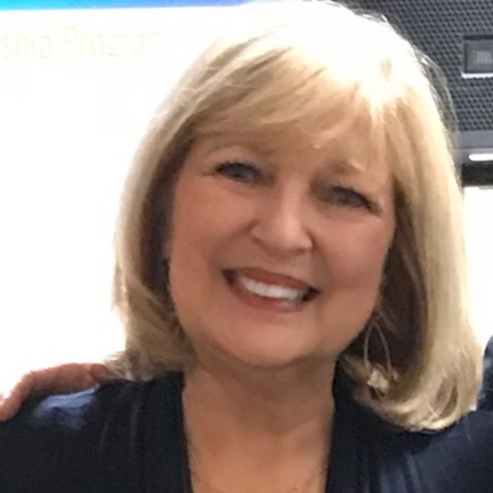 Meet your Posher, Carol